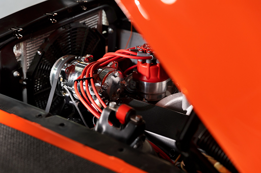 Impact of poor lubrication on engine component life